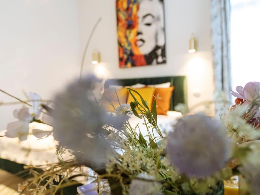 Le Bijou De Marilyn Lägenhet Bukarest Exteriör bild